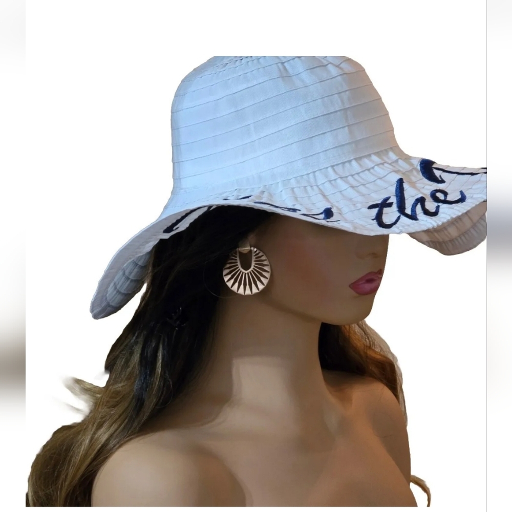 Seas the Day Sun Beach Hat  Sz OS. Wide Brim Floppy Beach White Navy Nautical - Picture 2 of 13